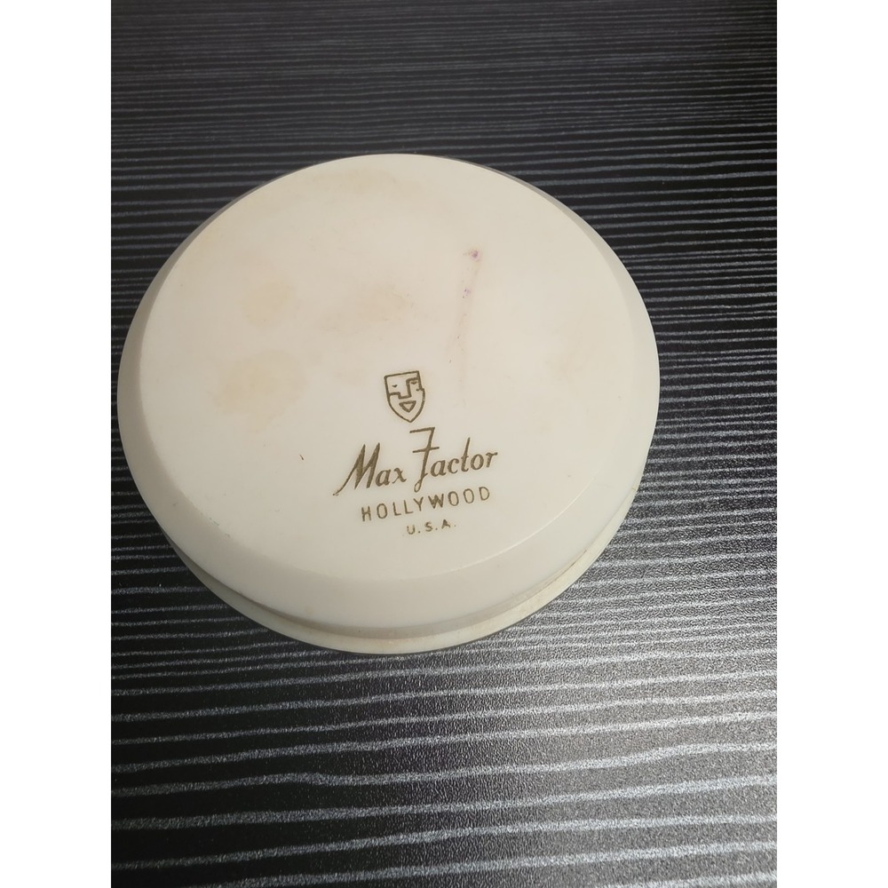 Vtg Max Factor Hollywood Pan-Cake Makeup AMBER ROSE Appears Unused. No Sponge